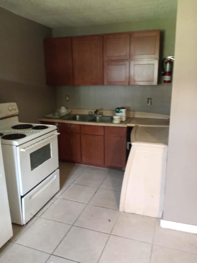   /   sq. ft. $ 2025-08-27 0 Photo