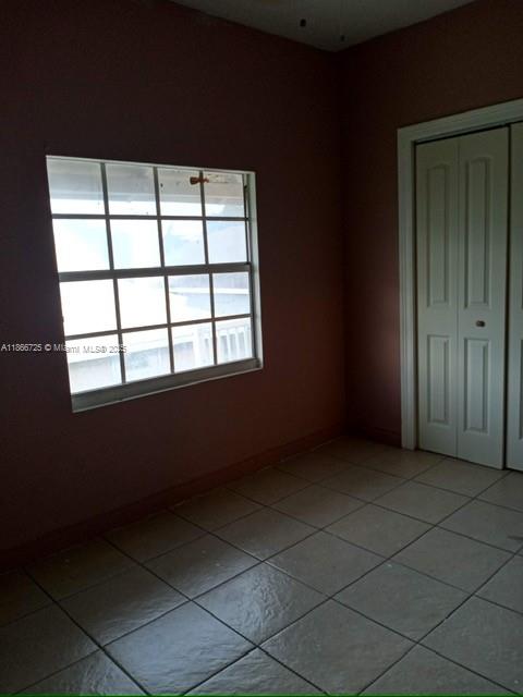   /   sq. ft. $ 2025-08-27 0 Photo