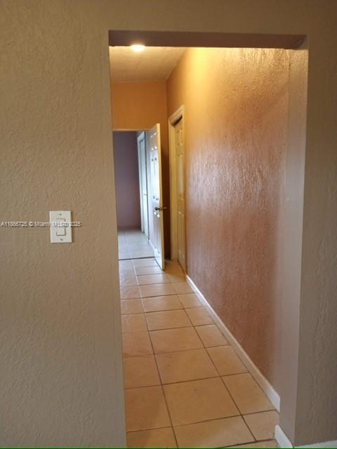   /   sq. ft. $ 2025-08-27 0 Photo