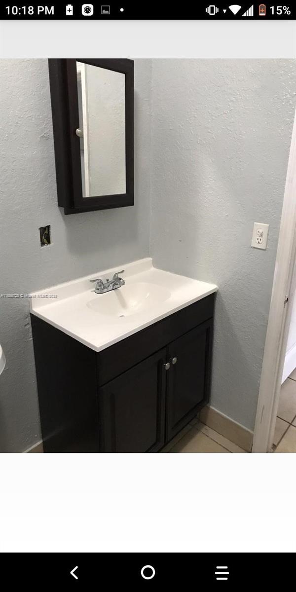   /   sq. ft. $ 2025-08-27 0 Photo