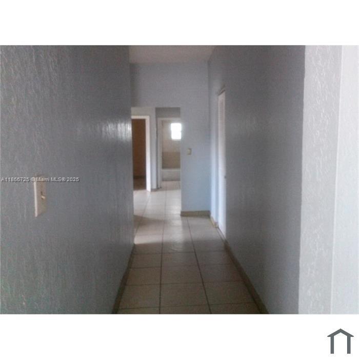   /   sq. ft. $ 2025-08-27 0 Photo