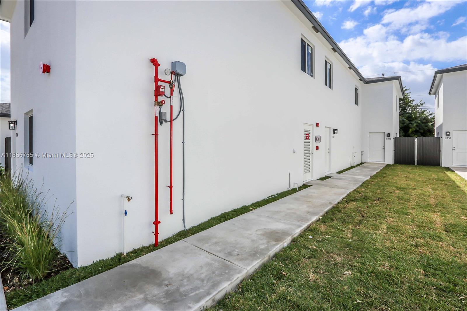 See details / 0 sq. ft. $ 2025-08-27 0 Photo