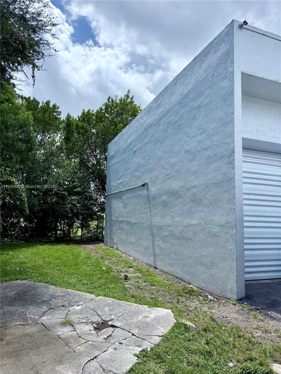 See details 127 / sq. ft. $ 2025-08-28 0 Photo