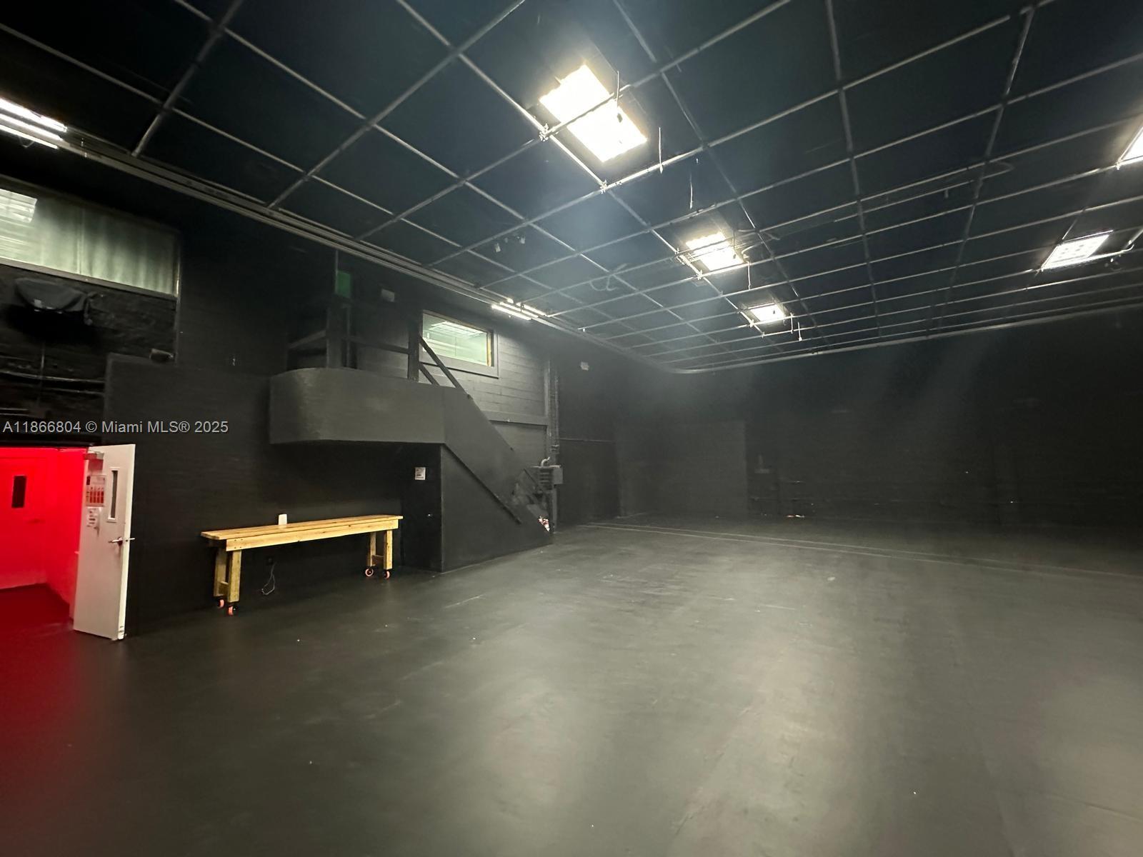 See details / sq. ft. $ 2025-08-27 0 Photo