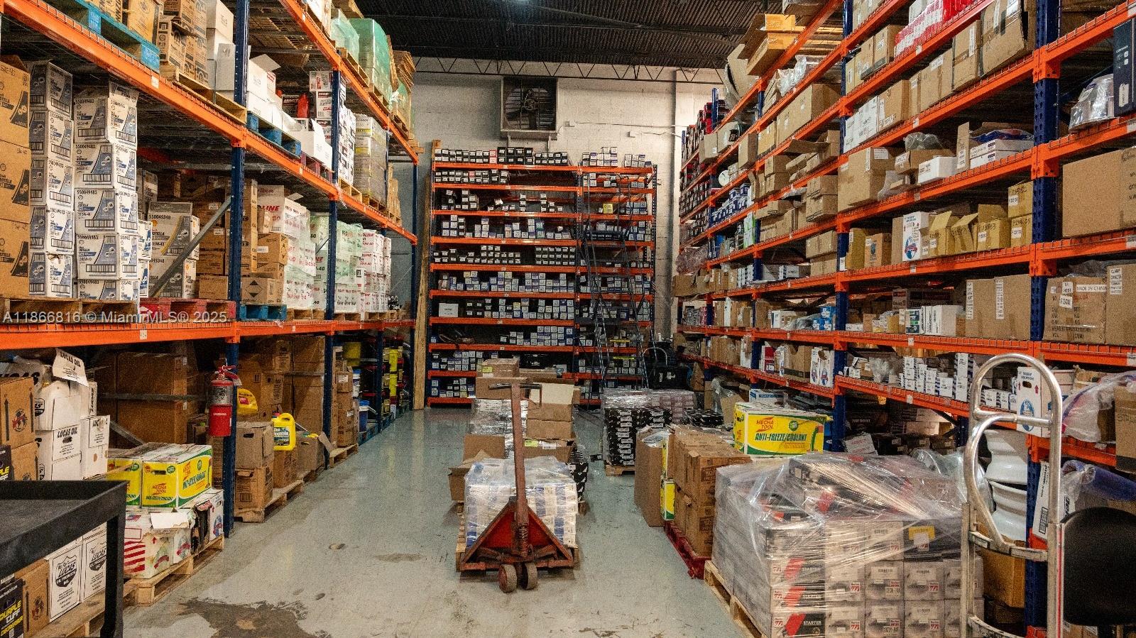   /   sq. ft. $ 2025-08-27 0 Photo