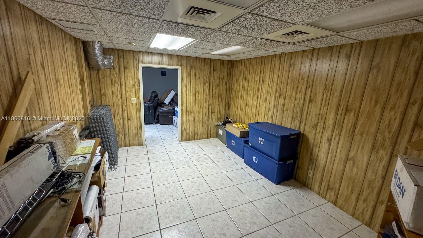   /   sq. ft. $ 2025-08-27 0 Photo