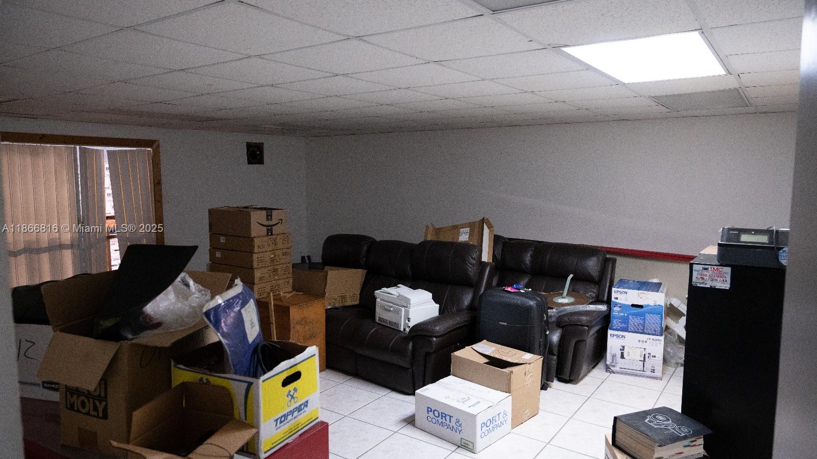   /   sq. ft. $ 2025-08-27 0 Photo