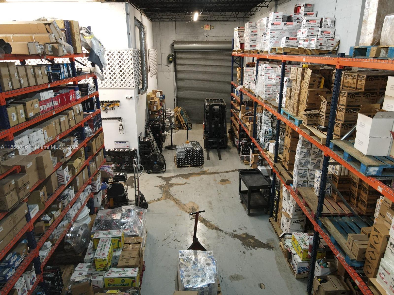   /   sq. ft. $ 2025-08-27 0 Photo