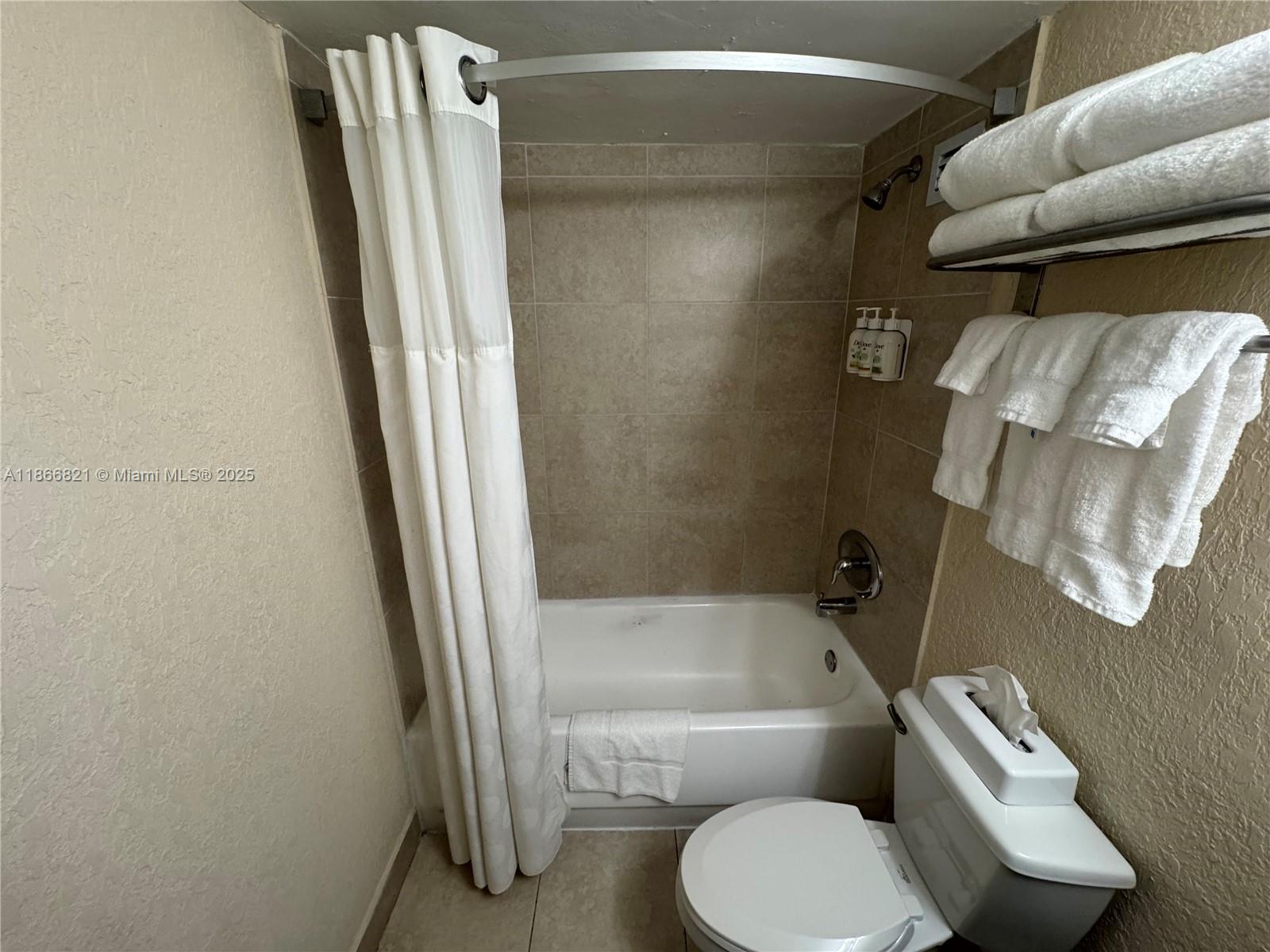 Photo of 19201 Collins Ave #1108, Sunny Isles Beach, Florida, 33160 -