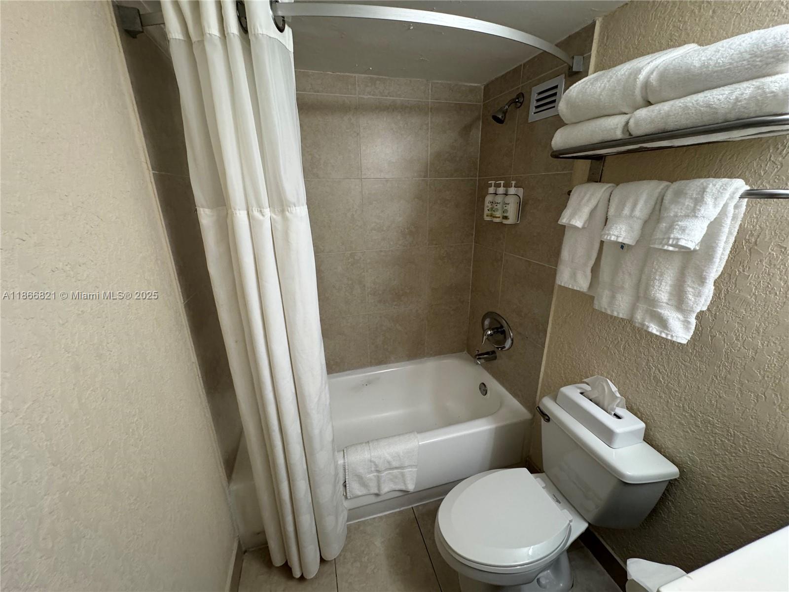 Photo of 19201 Collins Ave #1108, Sunny Isles Beach, Florida, 33160 -
