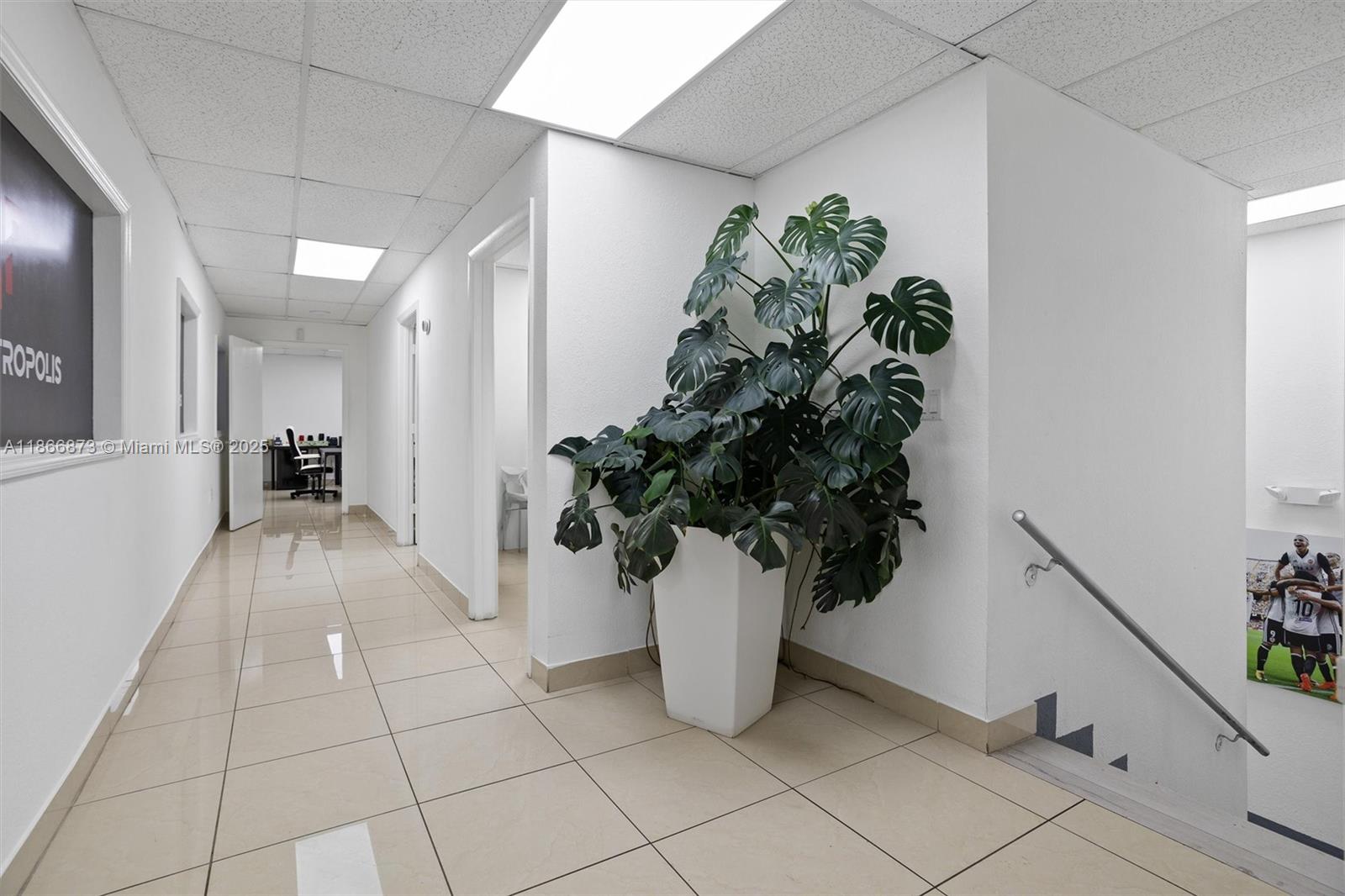   /   sq. ft. $ 2025-08-27 0 Photo