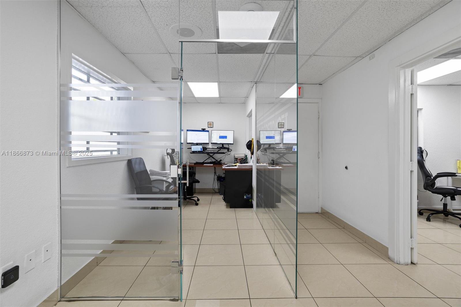   /   sq. ft. $ 2025-08-27 0 Photo