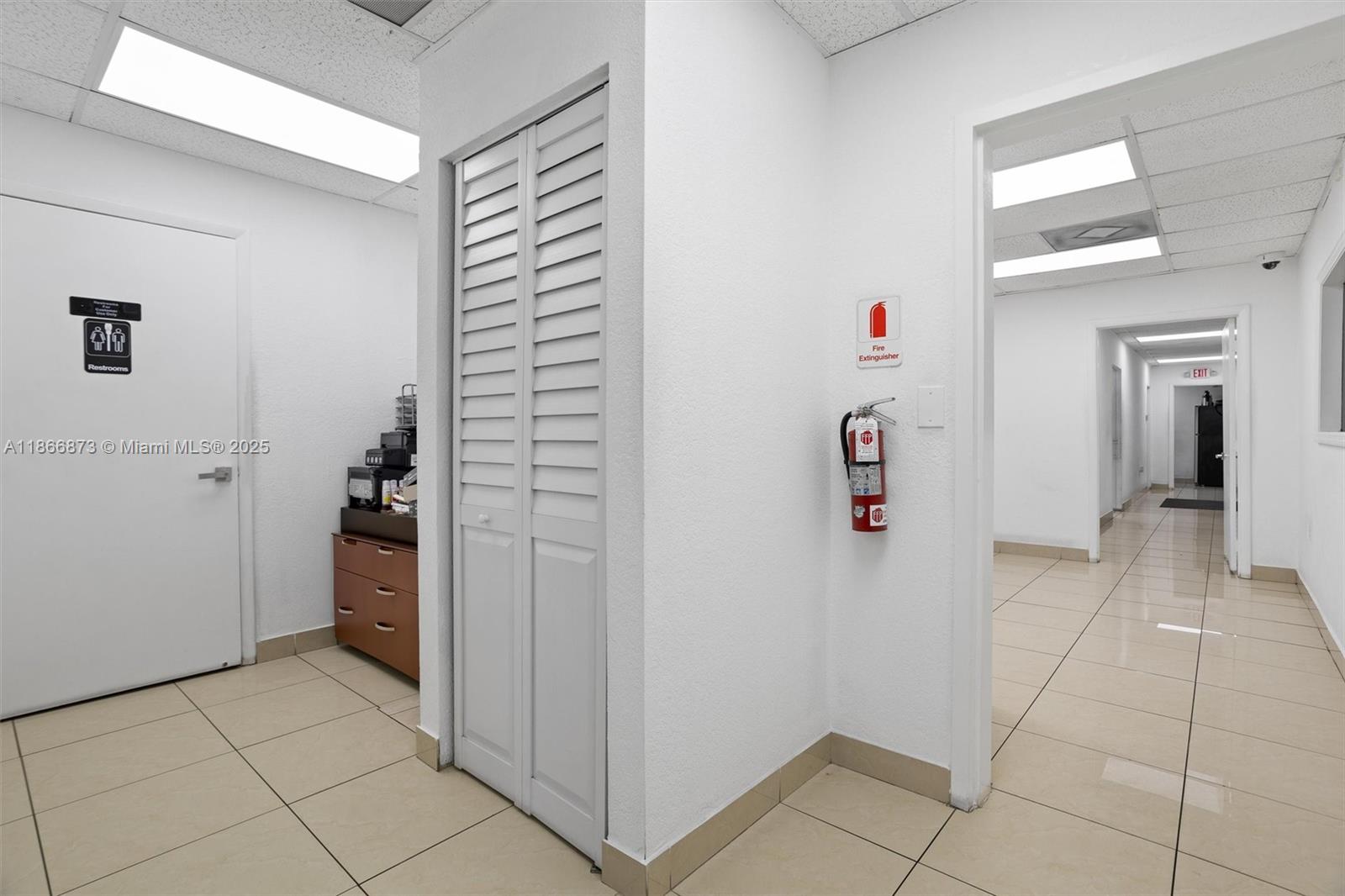   /   sq. ft. $ 2025-08-27 0 Photo