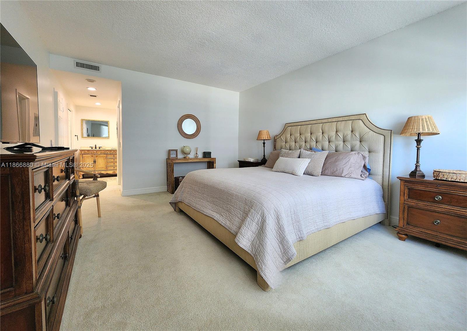Photo of 3505 Ocean Dr  #708, Hollywood, Florida, 33019 - 