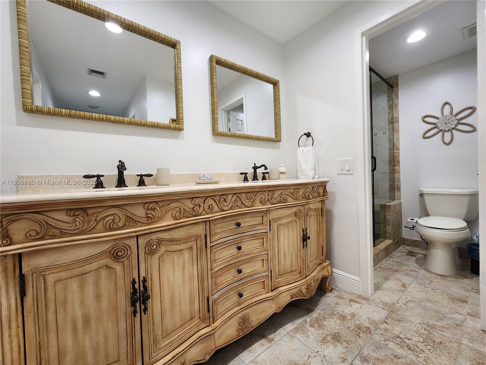 Photo of 3505 Ocean Dr  #708, Hollywood, Florida, 33019 - 
