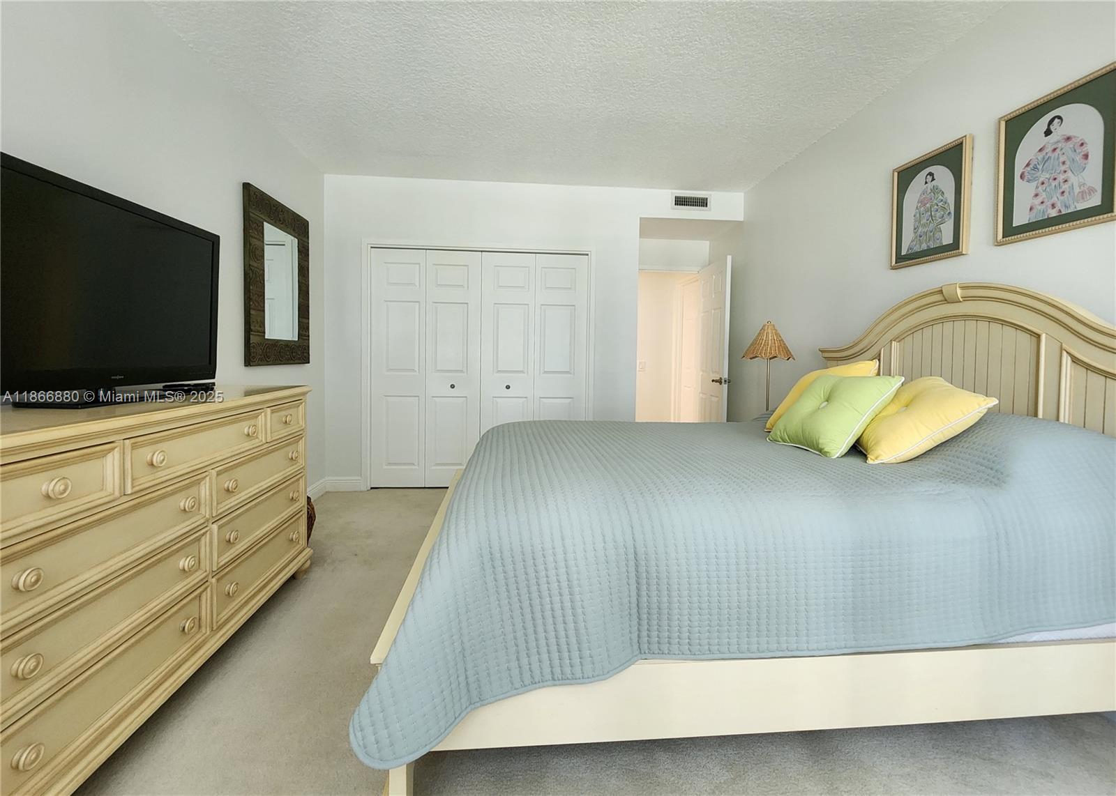 Photo of 3505 Ocean Dr  #708, Hollywood, Florida, 33019 - 