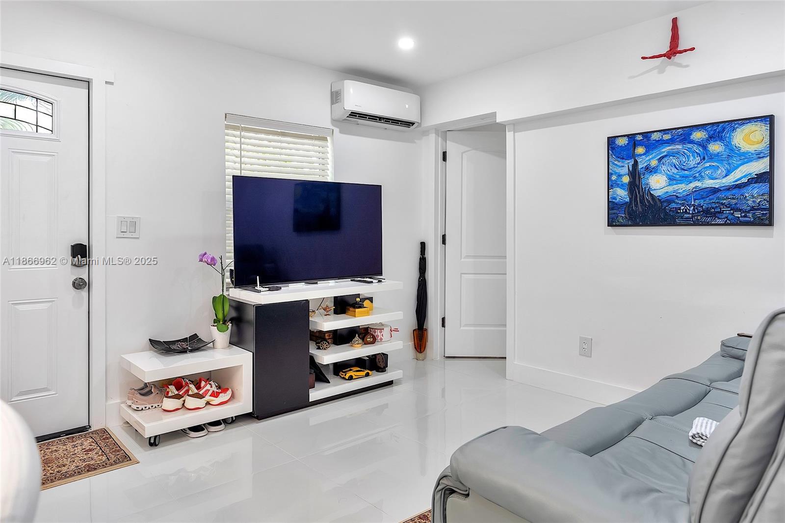   /  1526 sq. ft. $ 2025-08-27 0 Photo