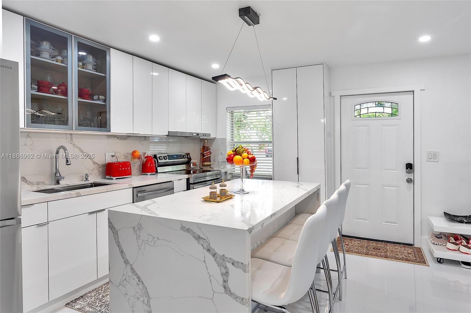   /  1526 sq. ft. $ 2025-08-27 0 Photo