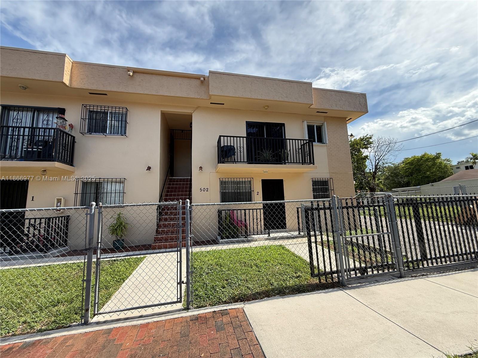 See details / 3264 sq. ft. $ 2025-08-27 0 Photo