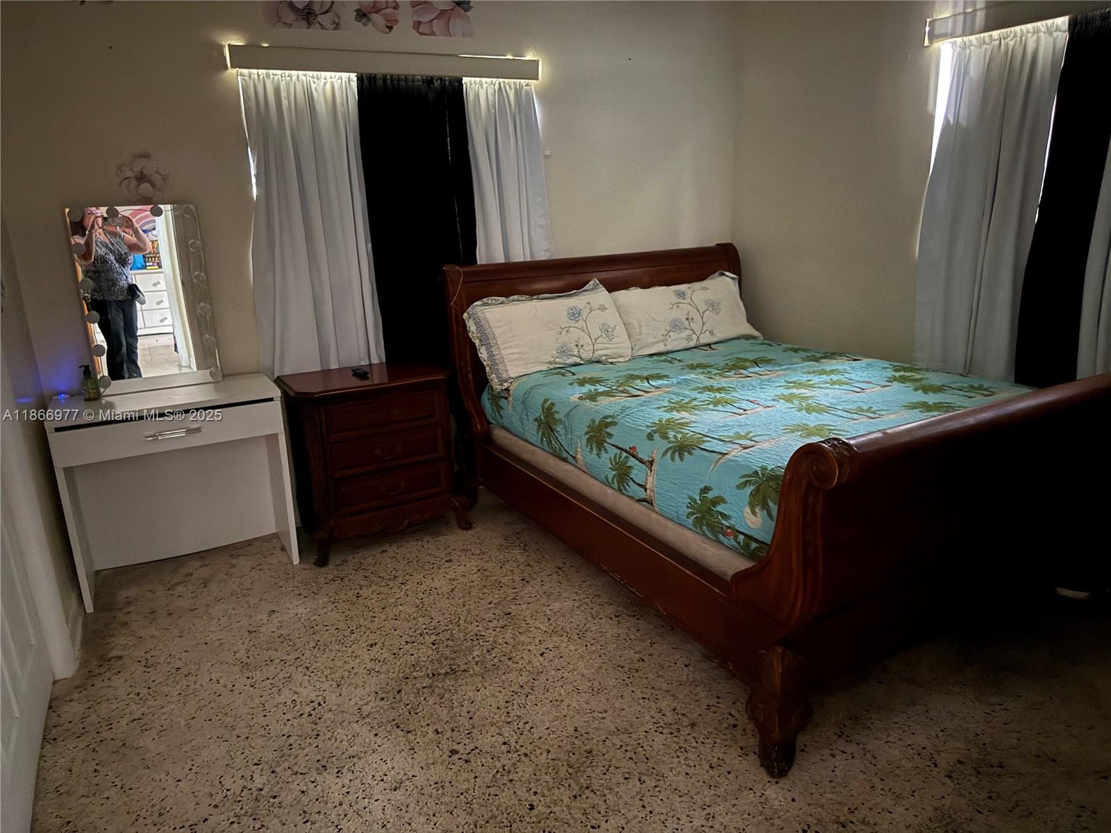See details / 3264 sq. ft. $ 2025-08-27 0 Photo