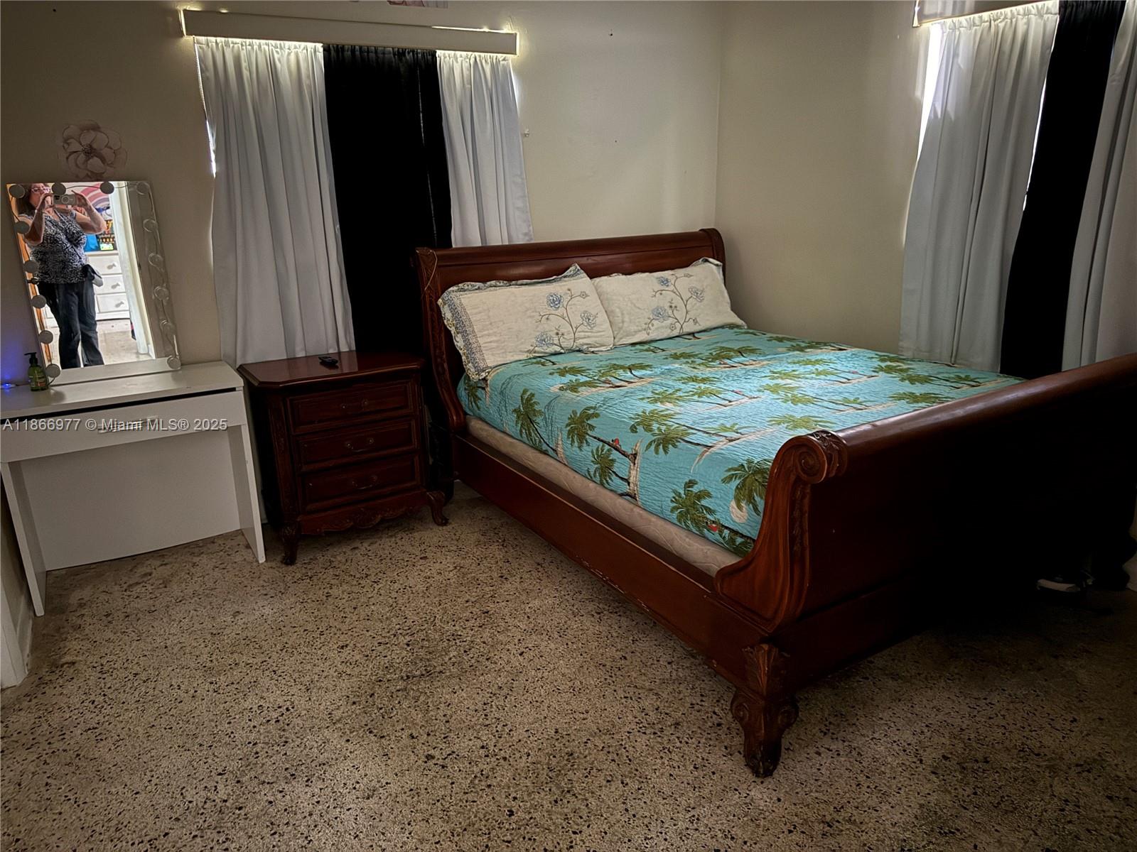 See details / 3264 sq. ft. $ 2025-08-27 0 Photo