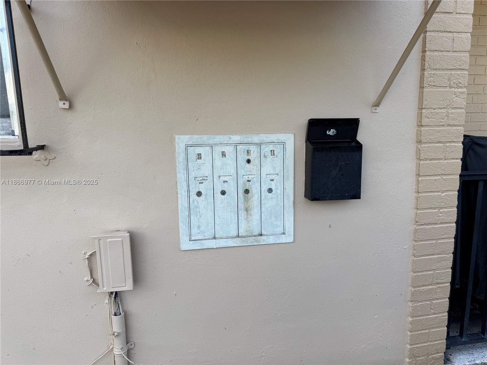 See details / 3264 sq. ft. $ 2025-08-27 0 Photo