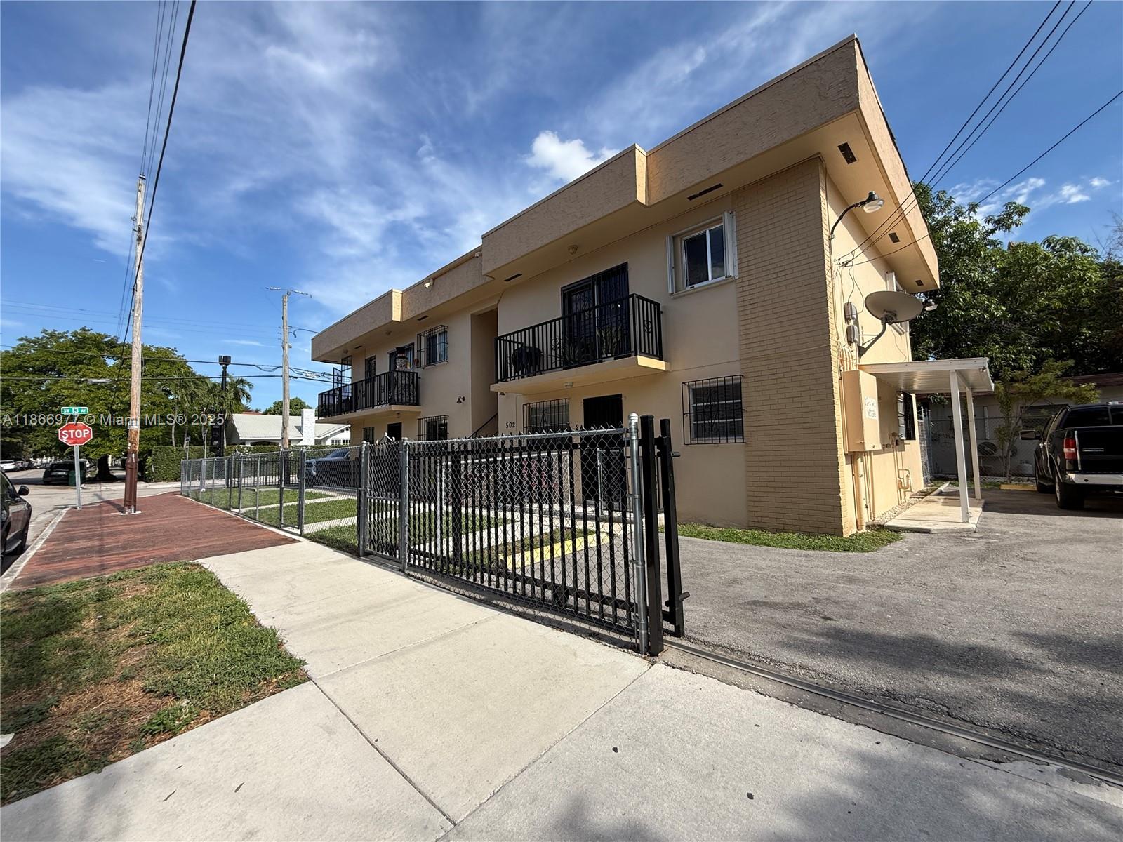 See details / 3264 sq. ft. $ 2025-08-27 0 Photo