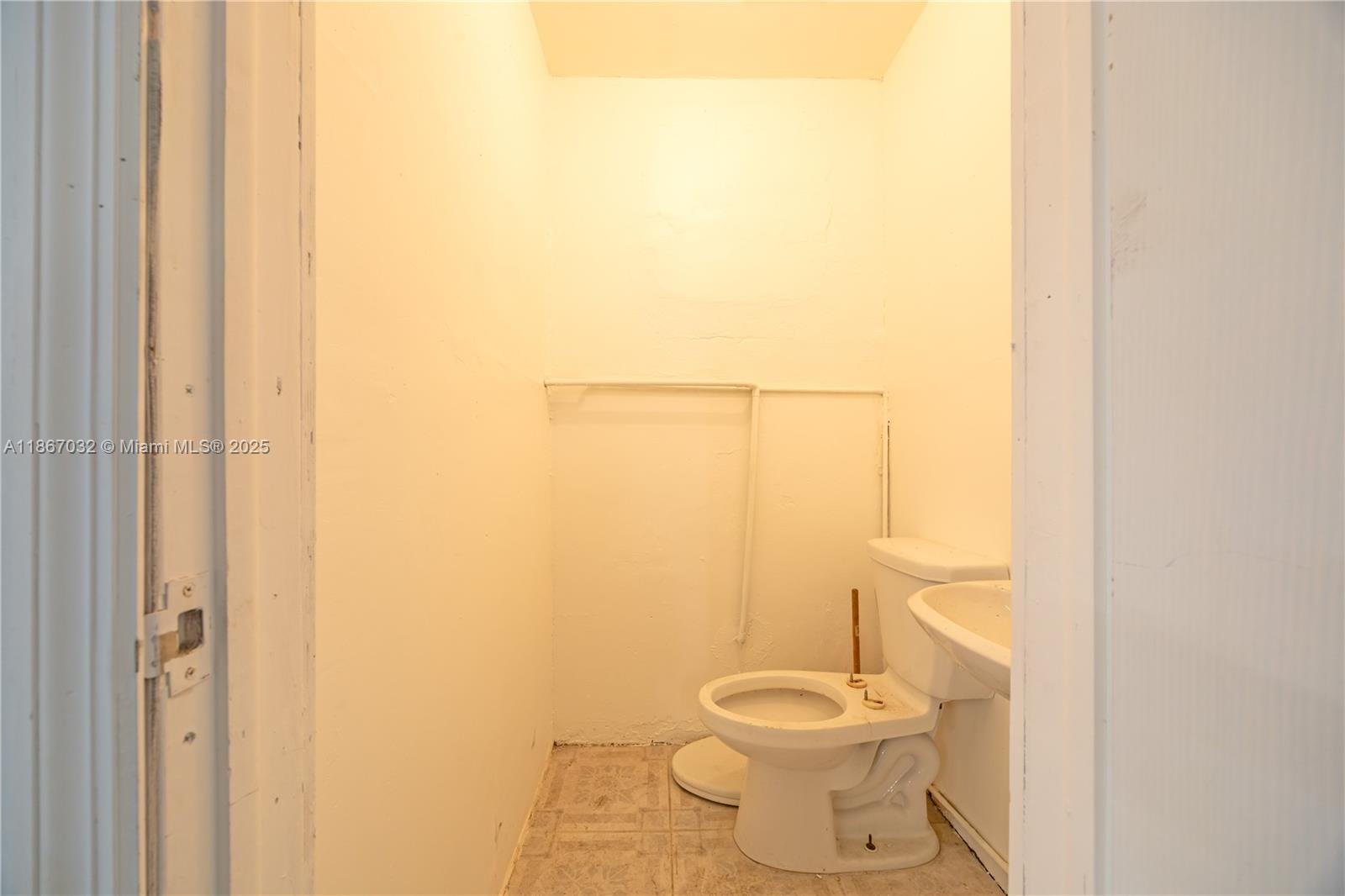 See details / sq. ft. $ 2025-08-28 0 Photo