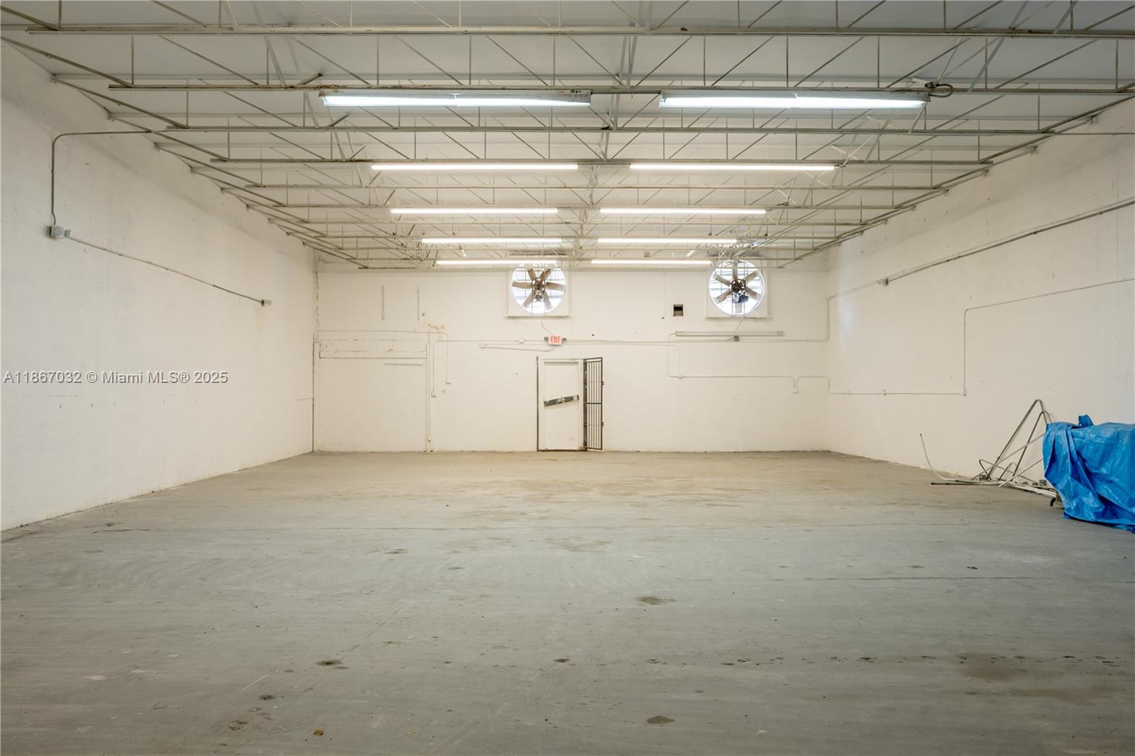 See details / sq. ft. $ 2025-08-28 0 Photo