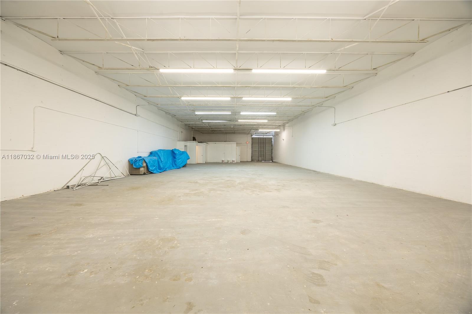 See details / sq. ft. $ 2025-08-28 0 Photo