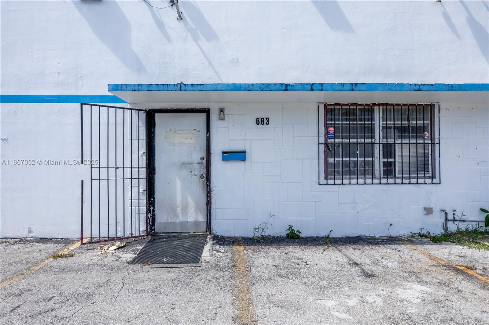 See details / sq. ft. $ 2025-08-28 0 Photo