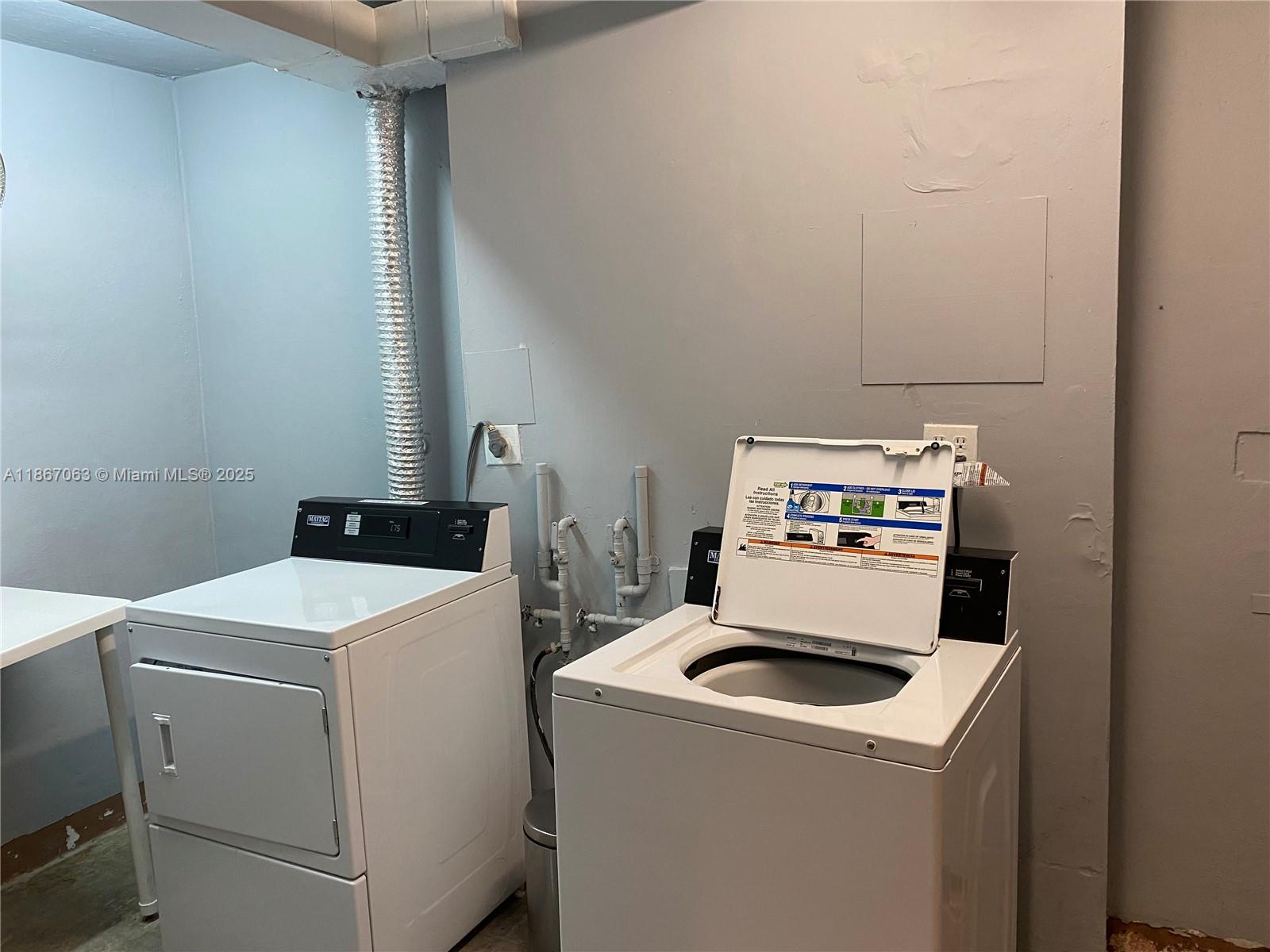 Photo of 851 Three Islands Blvd  #512, Hallandale Beach, Florida, 33009 - 