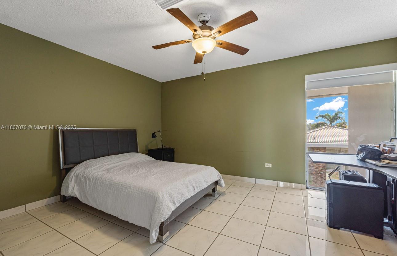 6821 3 / 3 2180 sq. ft. $ 2025-08-28 0 Photo
