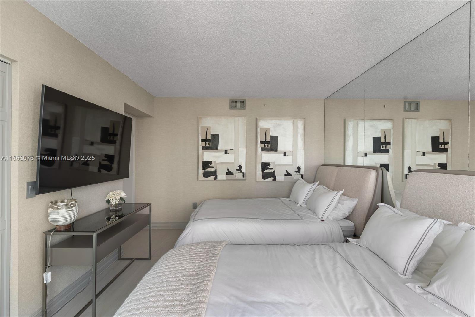 Photo of 16400 Collins Ave  #946, Sunny Isles Beach, Florida, 33160 - 