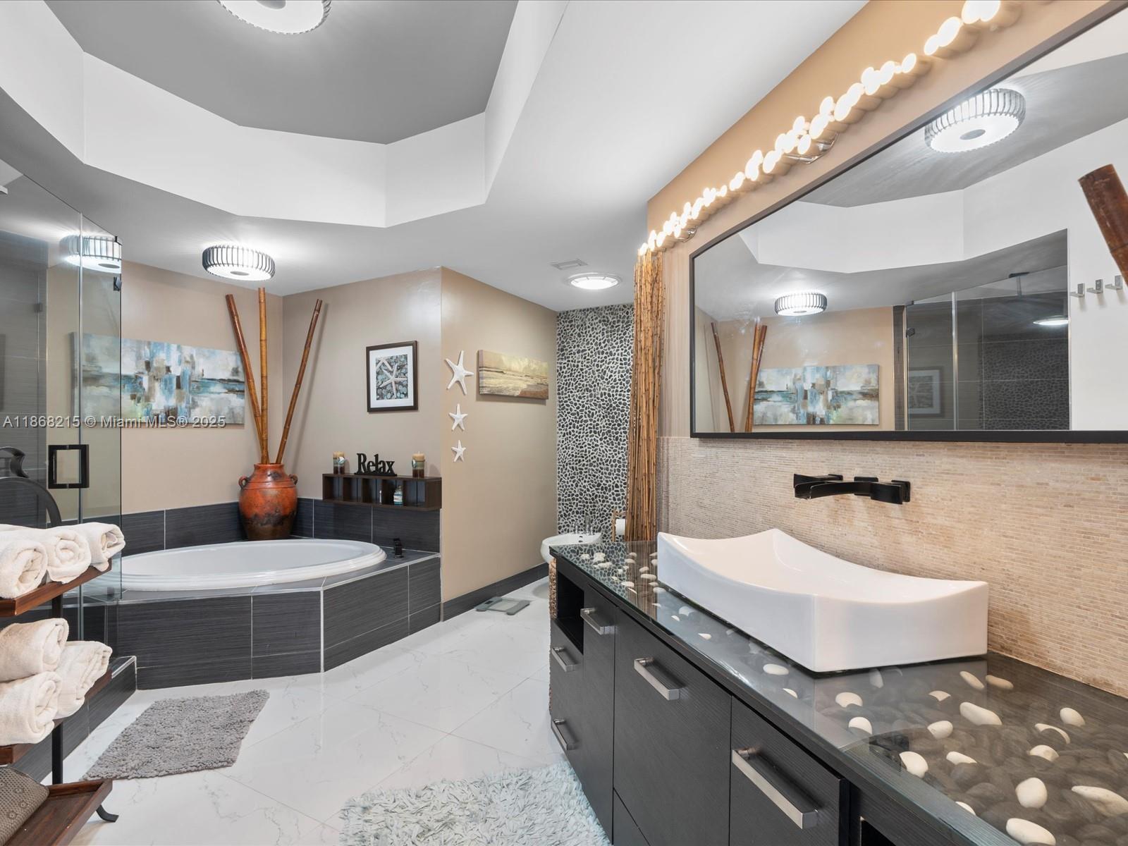 Photo of 6001 Ocean Dr  #1203, Hollywood, Florida, 33019 - 