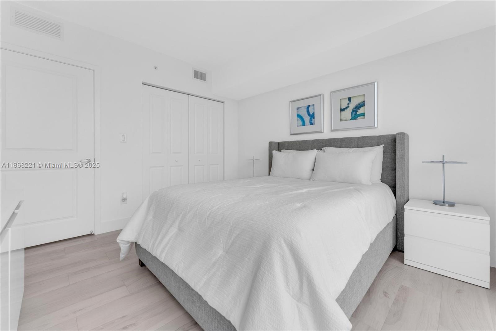 Photo of 400 Sunny Isles Blvd  #419, Sunny Isles Beach, Florida, 33160 - 