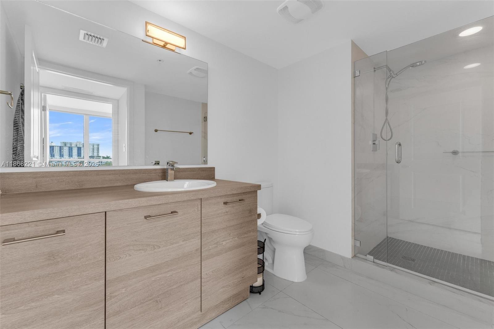 Photo of 400 Sunny Isles Blvd  #419, Sunny Isles Beach, Florida, 33160 - 