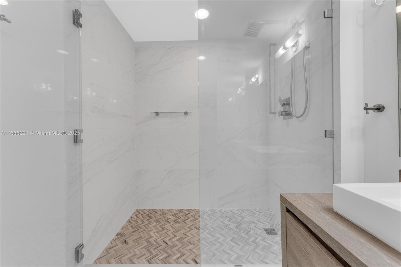 Photo of 400 Sunny Isles Blvd  #419, Sunny Isles Beach, Florida, 33160 - 