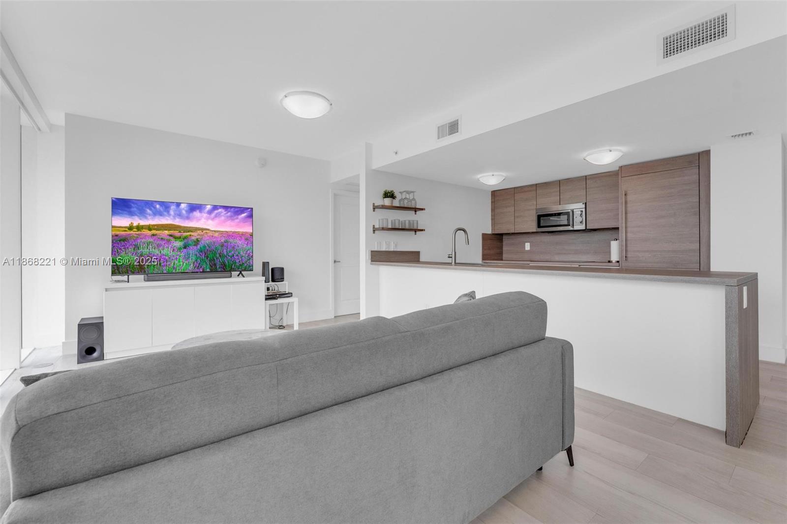 Photo of 400 Sunny Isles Blvd  #419, Sunny Isles Beach, Florida, 33160 - 