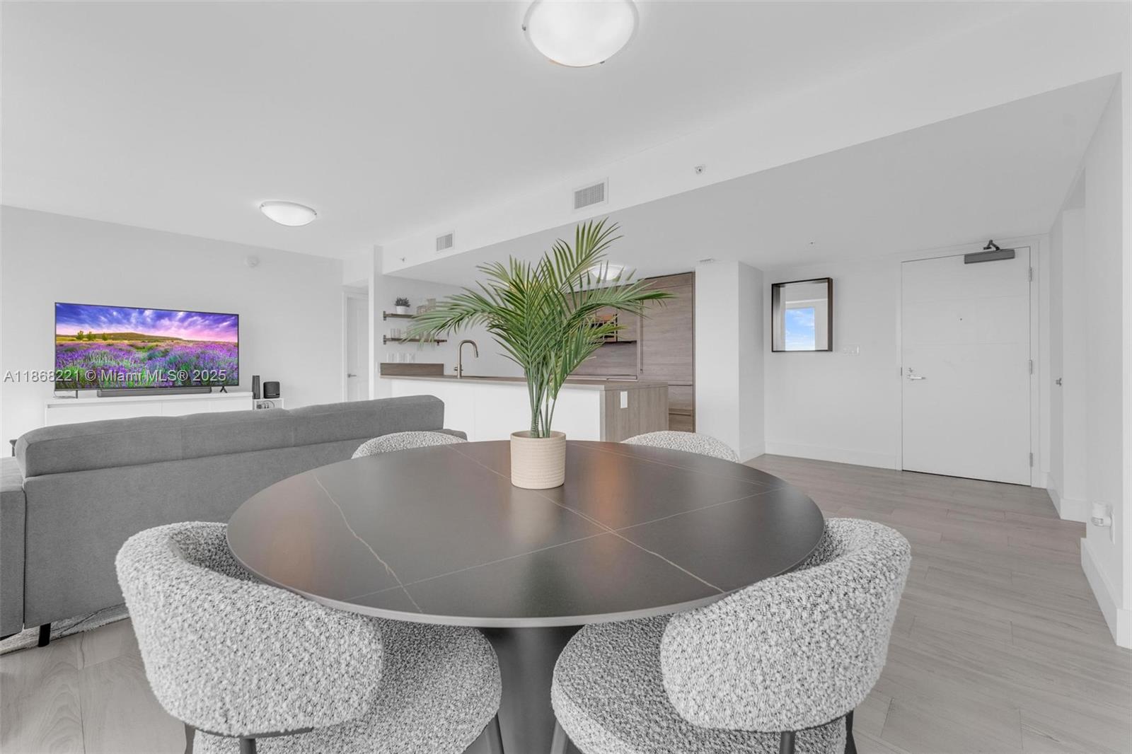 Photo of 400 Sunny Isles Blvd  #419, Sunny Isles Beach, Florida, 33160 - 