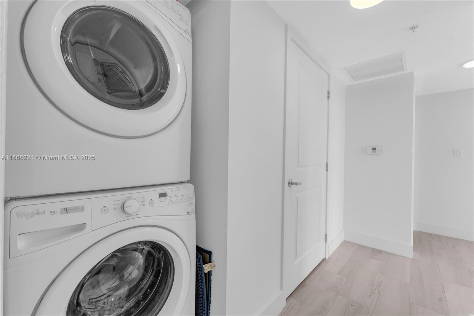 Photo of 400 Sunny Isles Blvd  #419, Sunny Isles Beach, Florida, 33160 - 