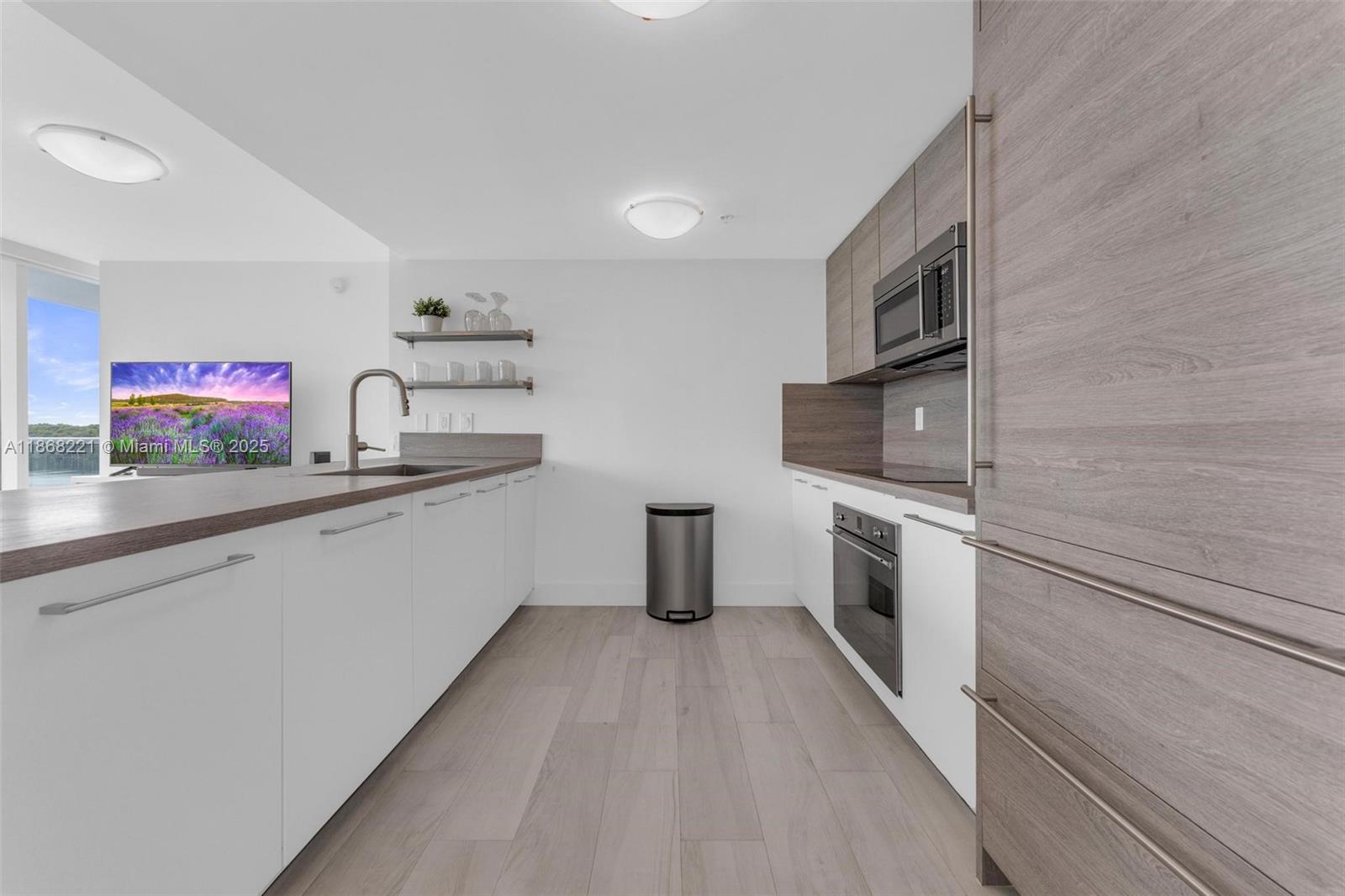 Photo of 400 Sunny Isles Blvd #419, Sunny Isles Beach, Florida, 33160 -