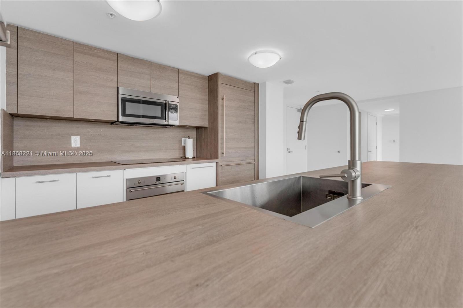 Photo of 400 Sunny Isles Blvd  #419, Sunny Isles Beach, Florida, 33160 - 