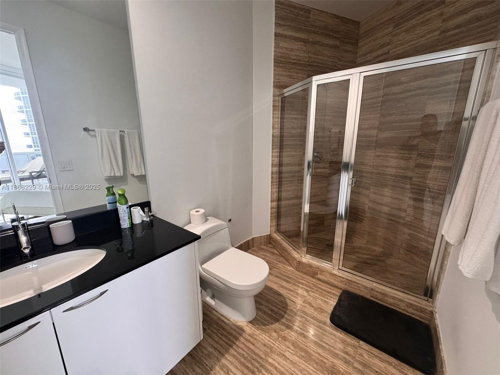 See details 3403 2 / 3 1962 sq. ft. $ 2025-08-28 0 Photo