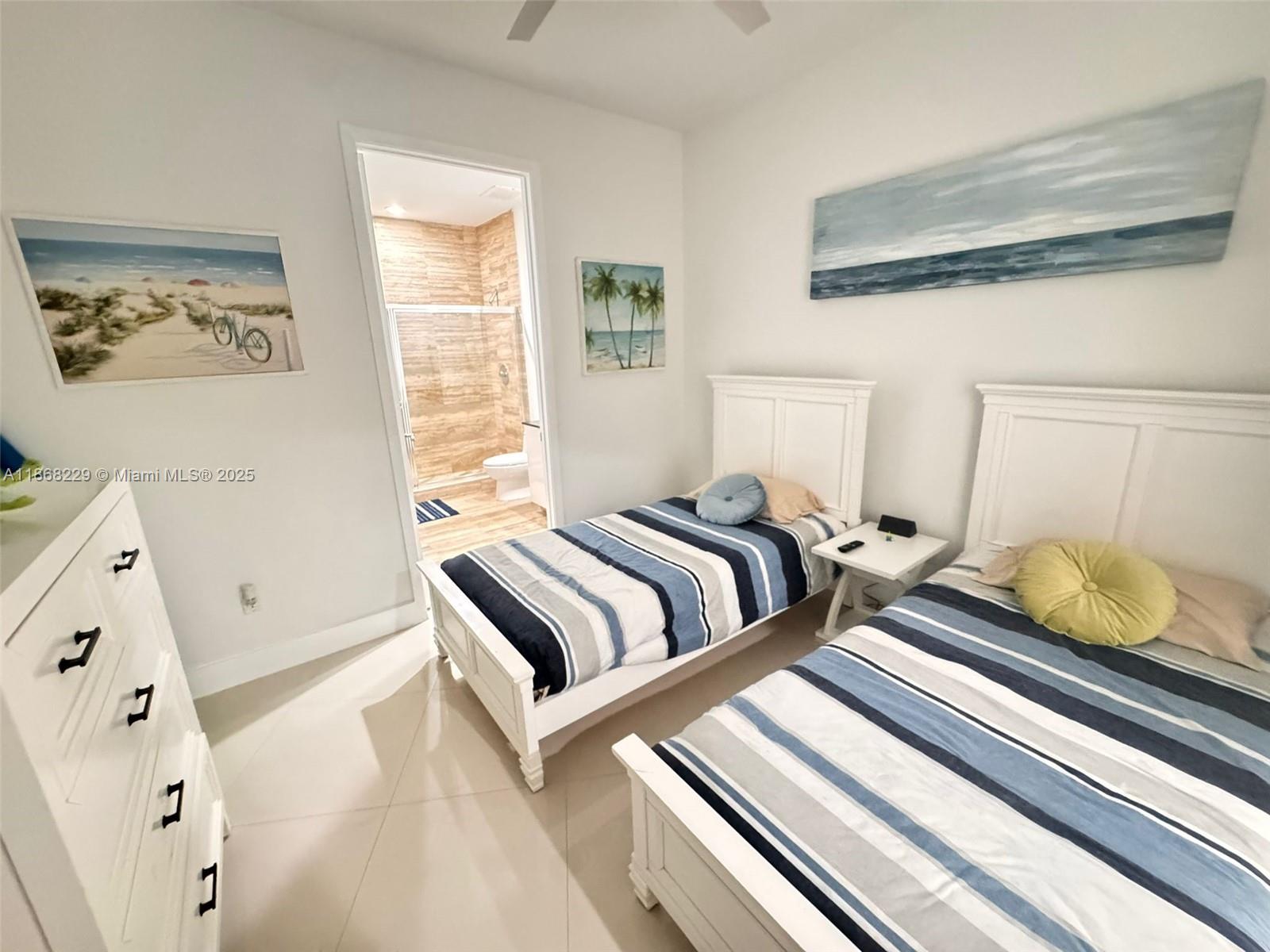 See details 3403 2 / 3 1962 sq. ft. $ 2025-08-28 0 Photo