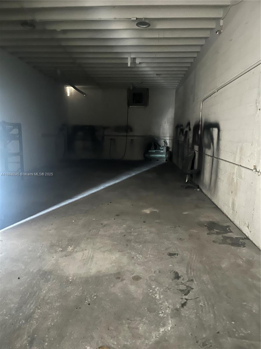 See details / sq. ft. $ 2025-08-28 0 Photo