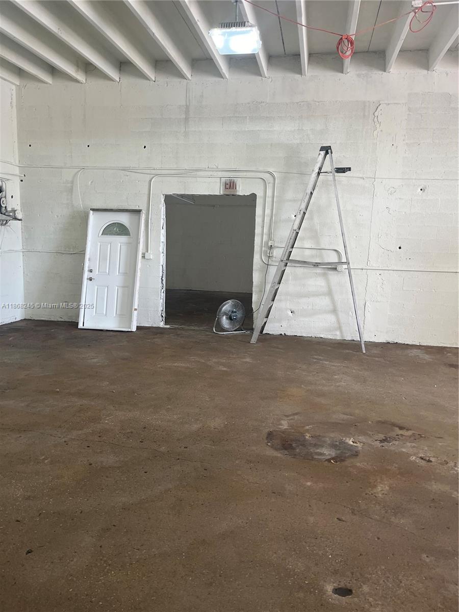 See details / sq. ft. $ 2025-08-28 0 Photo