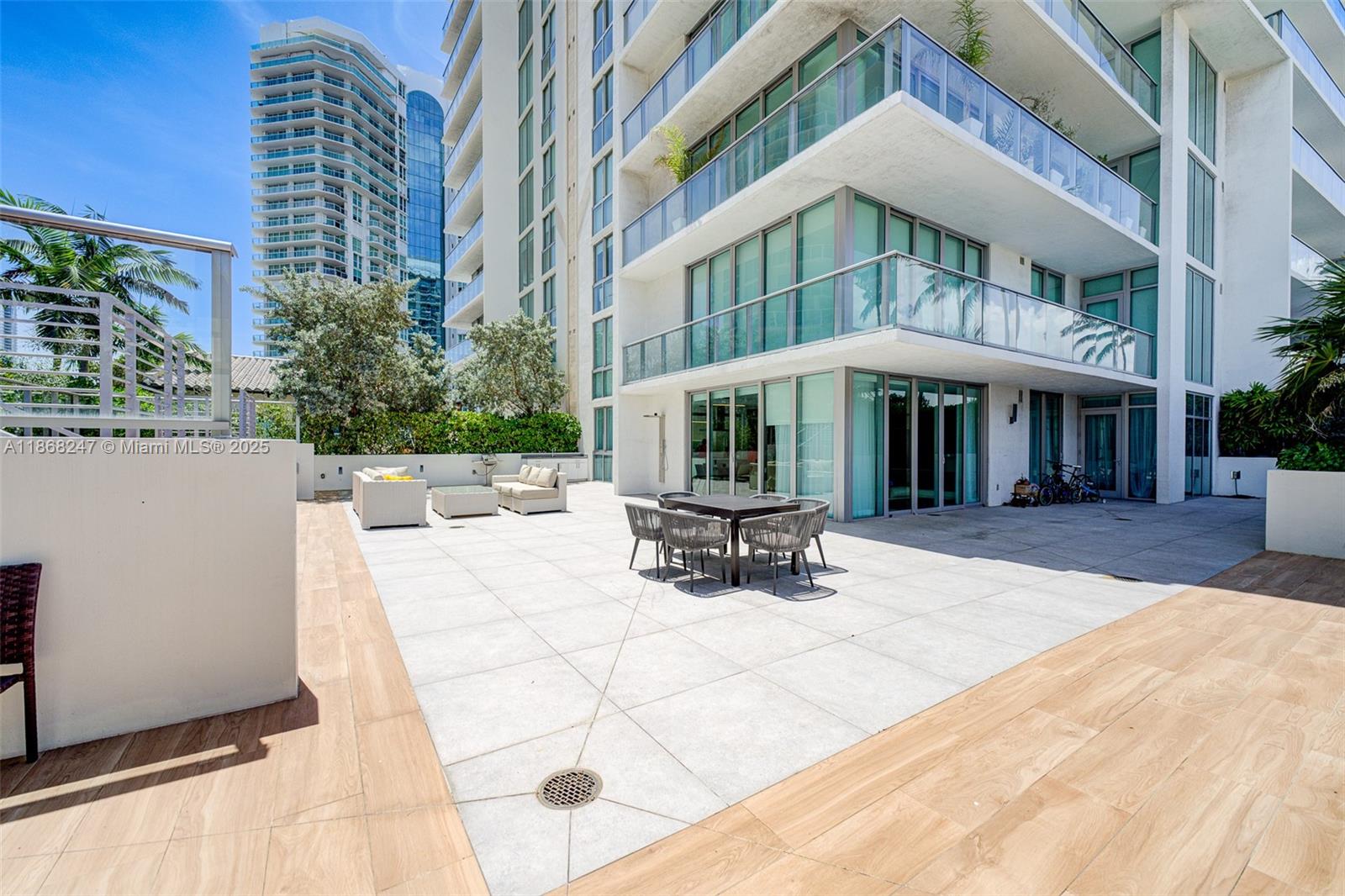 See details 4-501 3 / 4 1865 sq. ft. $ 2025-08-28 0 Photo