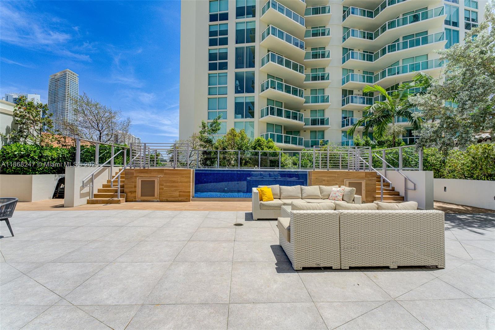 See details 4-501 3 / 4 1865 sq. ft. $ 2025-08-28 0 Photo