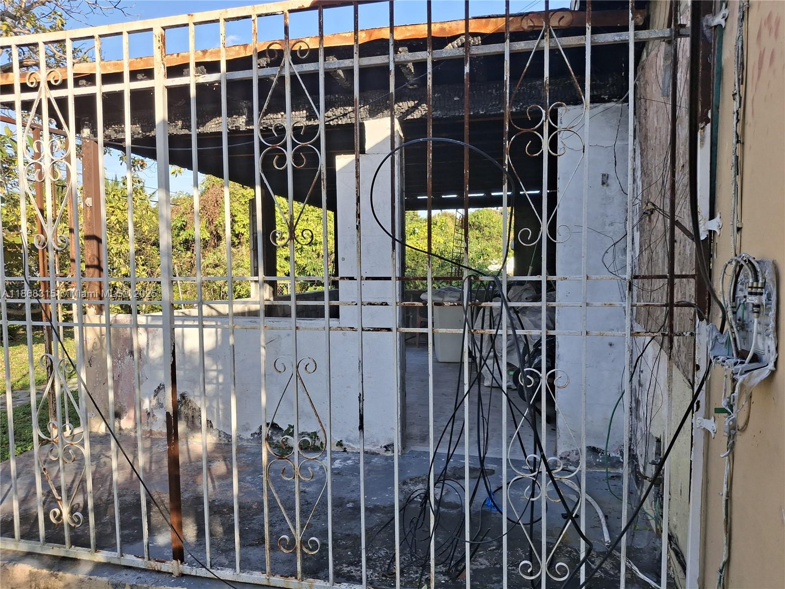 See details 1561 3 / 2 1667 sq. ft. $ 2025-08-28 0 Photo